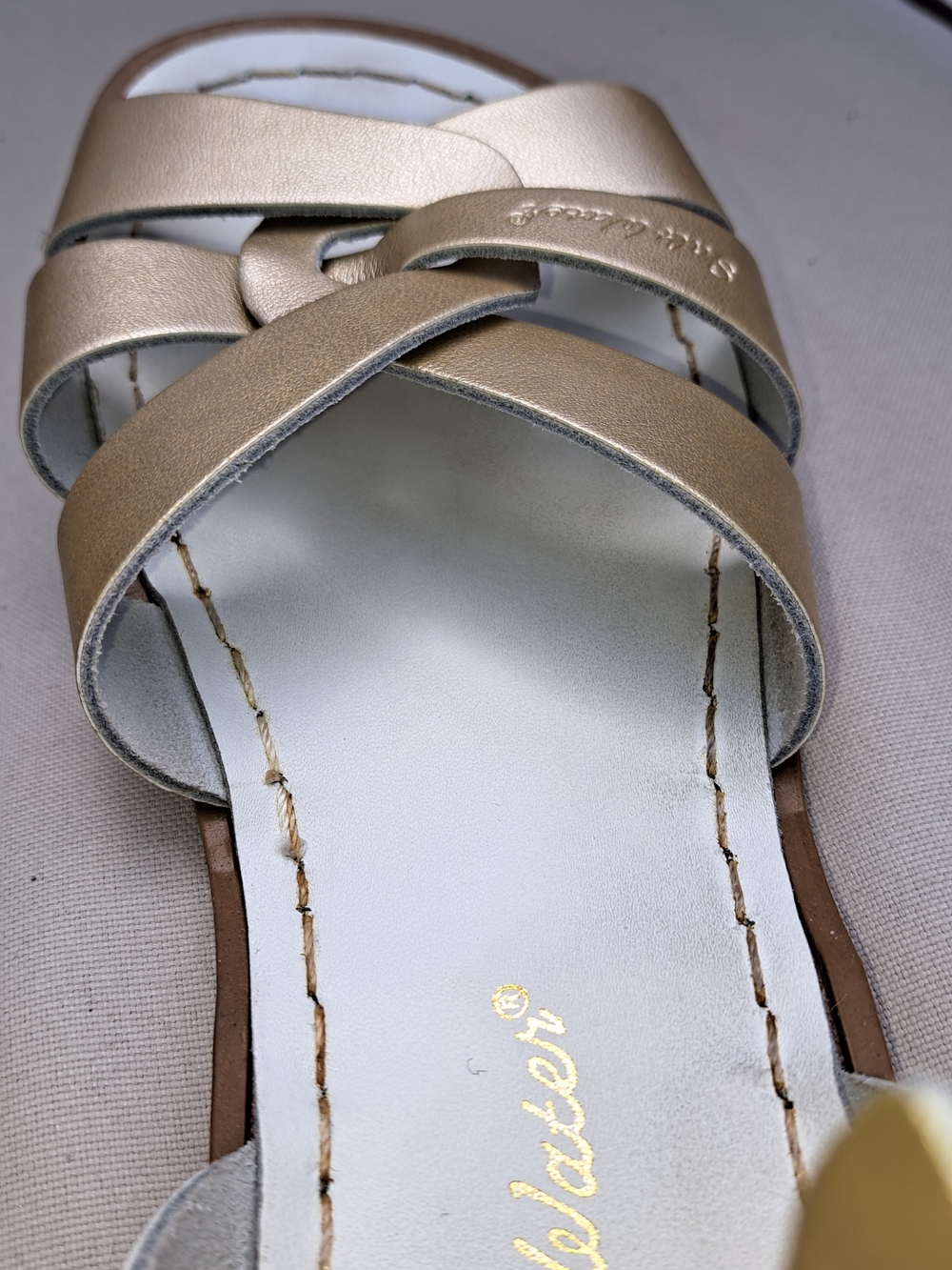 Salt Water Sandals Gold US Womens8-9 - Picture 14 of 16